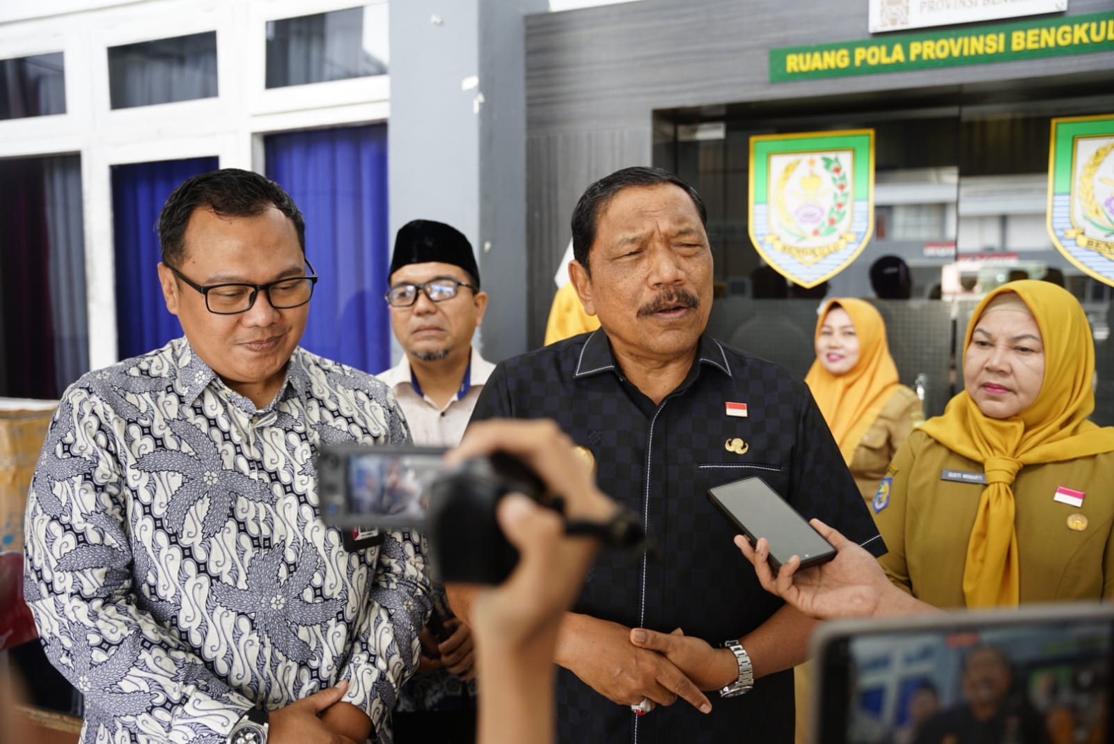 Cegah Karhutla dan Lonjakan ISPA, Wagub Mian Imbau Pelaku Usaha Tak Bakar Lahan, Puskesmas dan Posyandu Diminta Tingkatkan Layanan