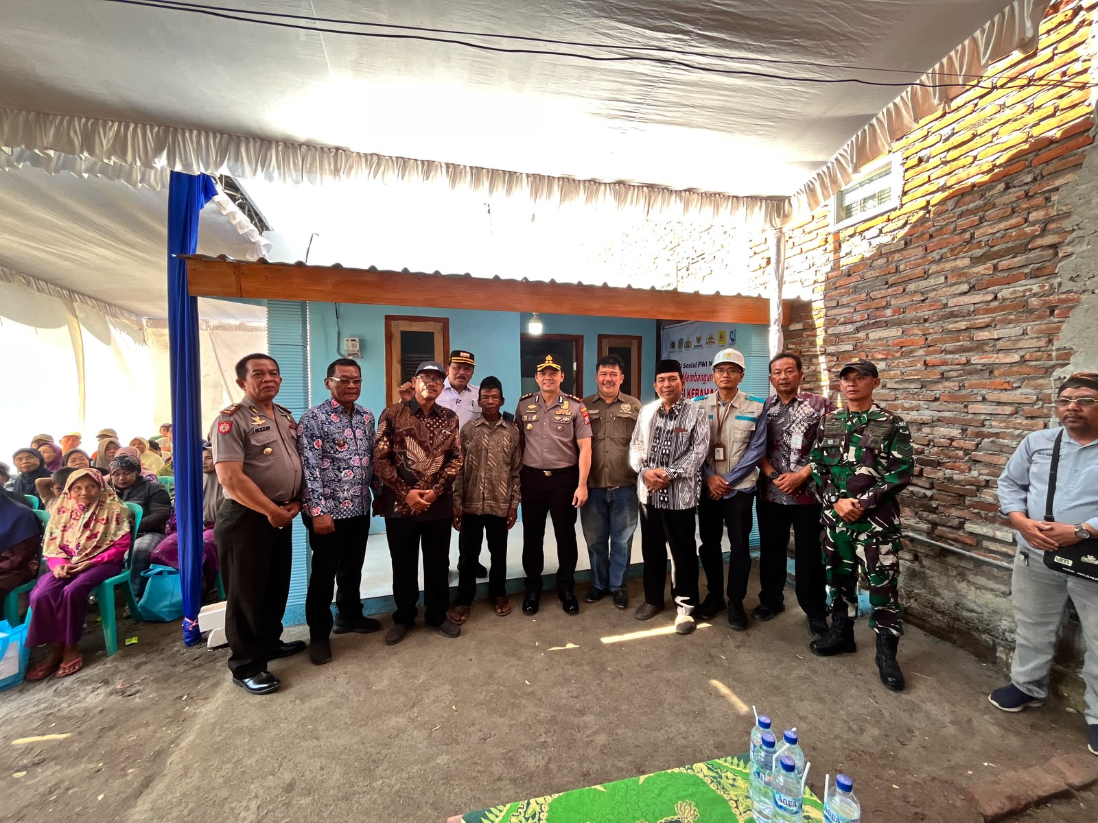 10 Hari Penuh Gotong Royong, Rumah Baru Milik Sojo Resmi Diserahkan dalam Bhakti Sosial Hari Bhayangkara ke-80