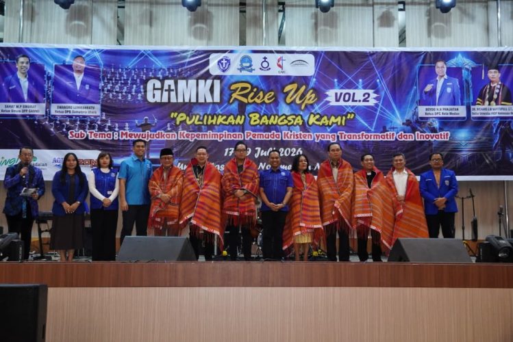 Rico Waas Ajak Generasi Muda Jadi Perubahan Lewat Rise Up Vol.2