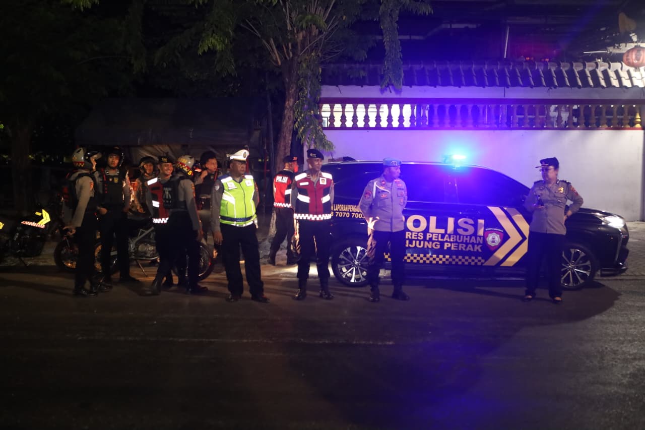 Polres Pelabuhan Tanjung Perak Gelar Patroli Skala Besar, Antisipasi Gangster dan Balap Liar